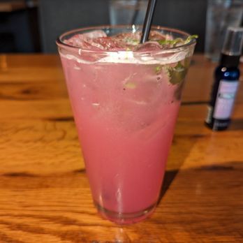 matchbox - ZERO PROOF DRAGONFRUIT MOJITO - Pizza Near Me - Arlington, Virginia