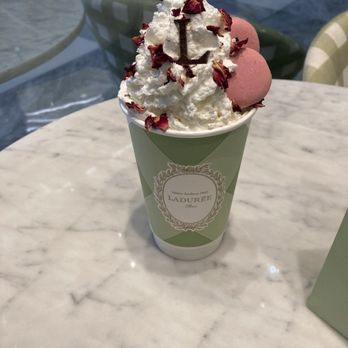 Ladurée Hudson Yards - Specialty latte - Macarons Near Me - New York, New York Ladurée Hudson Yards - Specialty latte - Macarons Near Me - New York, New York