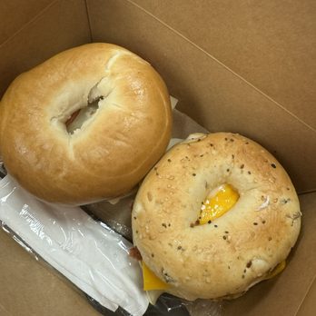 Golden Hour Bake House - Bakeries Near Me - Springfield, Illinois Golden Hour Bake House - Bakeries Near Me - Springfield, Illinois