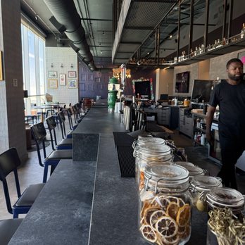 Moxy Charlotte Downtown - Huge bar - Hotels Near Me - Charlotte, North Carolina Moxy Charlotte Downtown - Huge bar - Hotels Near Me - Charlotte, North Carolina