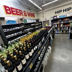 Grocery Outlet - Wine and beer and CIDERS!