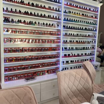 Bliss Nail Bar - Nail Salons Near Me - Chapel Hill, North Carolina