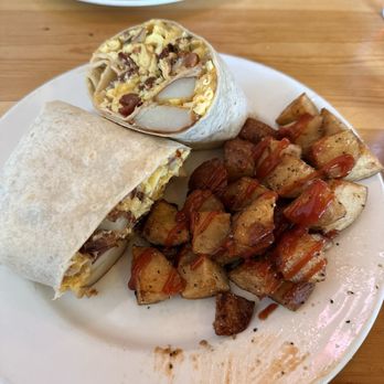 Little Griddle Hawthorne - Breakfast burrito with red potatoes - Breakfast & Brunch Near Me - Portland, Oregon Little Griddle Hawthorne - Breakfast burrito with red potatoes - Breakfast & Brunch Near Me - Portland, Oregon