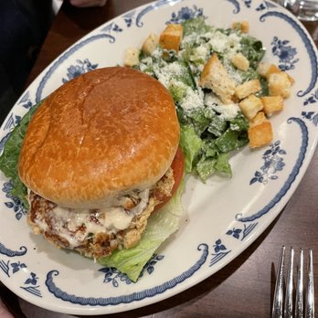 Petterinos - Crab Cake Sandwich - American Near Me - Chicago, Illinois Petterinos - Crab Cake Sandwich - American Near Me - Chicago, Illinois