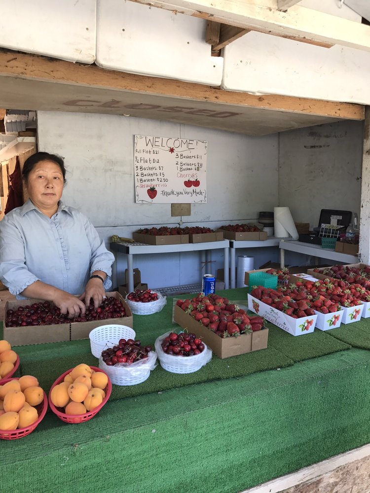 MOM’S FARM & FRUIT STAND Updated August 2024 1944 Sanborn Rd, Yuba