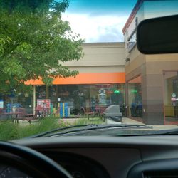 Handy Mart/Exxon - Here again.  The best Gas Station around