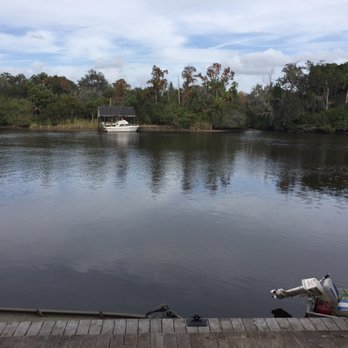 Beer Shed - Bars Near Me - Riverview, Florida