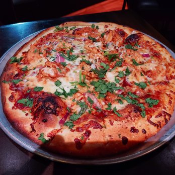 Yard House - BBQ chicken pizza - very good - Bars Near Me - Glendale, Arizona Yard House - BBQ chicken pizza - very good - Bars Near Me - Glendale, Arizona