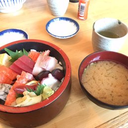 Chirashi Bowl