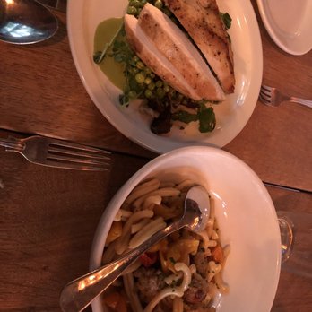 Rucola - Chicken and strozapretti - Italian Near Me - Brooklyn, New York