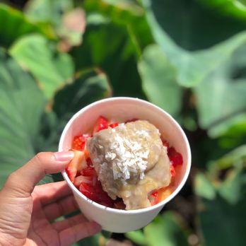 Kalo Bombs - Strawberry bomb - Ice Cream & Frozen Yogurt Near Me - Waianae, Hawaii