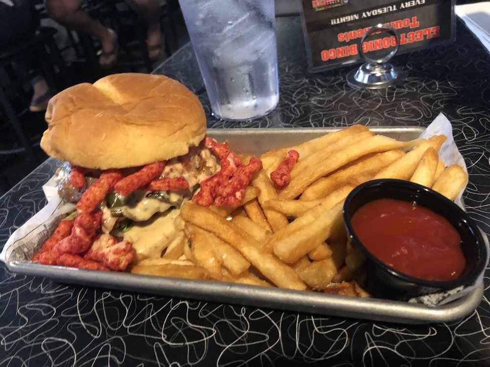 LENERDS BAR AND GRILL CLOSED Updated April 2024 2501 Coon Rapids