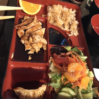 Oishii Sushi - Chicken bento box wife gyoza, salad and rice. - Sushi Bars Near Me - Orem, Utah Oishii Sushi - Chicken bento box wife gyoza, salad and rice. - Sushi Bars Near Me - Orem, Utah