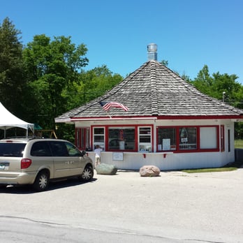Teepee - Drummond Island - a small white building with a red roof - Burgers Near Me - Drummond Island, Michigan