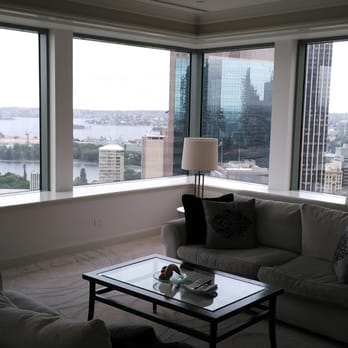 Shangri-La Hotel Sydney - Corner living space - Hotels Near Me - Sydney, NSW