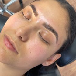 Brow and Body Lounge - Brow lamination + Tint