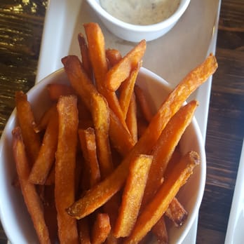 CRAFTkitchen - Sweet potato fries with aoili - New American Near Me - Henderson, Nevada