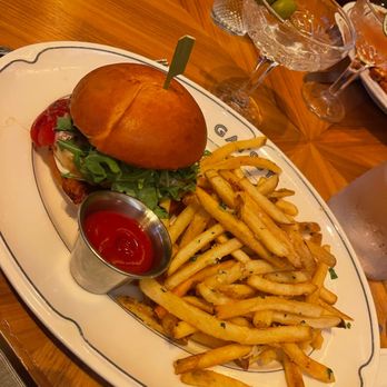 GATSBY - Grilled chicken sandwich - Cocktail Bars Near Me - Washington, DC, District of Columbia