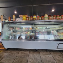 GARRISON DELI - Deli counter