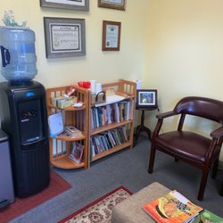 Avana Natural Health - waiting room