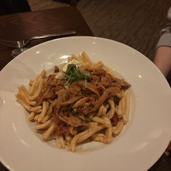 Mountain Room - Rabbit pasta - American Near Me - Yosemite Valley, California Mountain Room - Rabbit pasta - American Near Me - Yosemite Valley, California