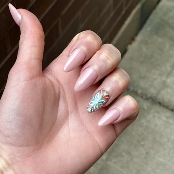 Bisou Nails & Spa - Nail Salons Near Me - Milwaukee, Wisconsin Bisou Nails & Spa - Nail Salons Near Me - Milwaukee, Wisconsin