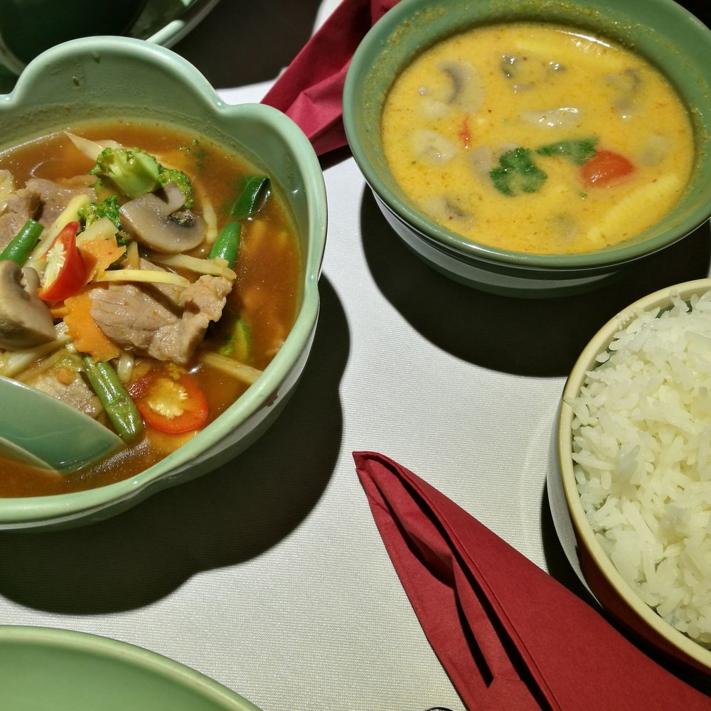 Jintana Thai Restaurant - Thai Near Me - Windermere, CMA