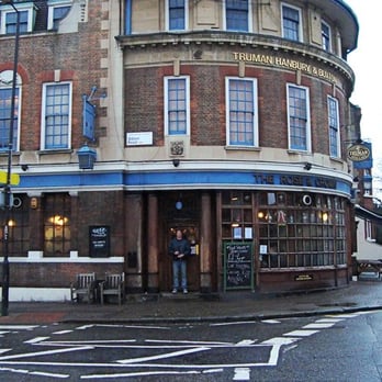 Rose & Crown - Guest Houses Near Me - London, XGL Rose & Crown - Guest Houses Near Me - London, XGL