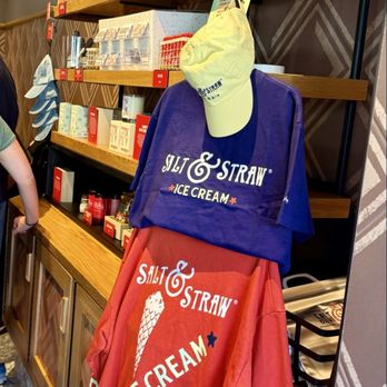 Salt & Straw - Merch - Ice Cream & Frozen Yogurt Near Me - Santa Rosa, California Salt & Straw - Merch - Ice Cream & Frozen Yogurt Near Me - Santa Rosa, California