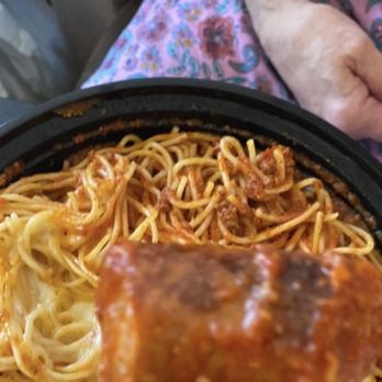 Papa Gios - a plate of spaghetti with meat and sauce - Italian Near Me - Lexington, South Carolina Papa Gios - a plate of spaghetti with meat and sauce - Italian Near Me - Lexington, South Carolina