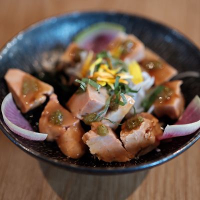 n/soto by null