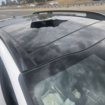 Car Pros Kia - 2024 Kia Sportage  Moonroof that exploded due to air pressure building inside the car. - Car Dealers Near Me - Moreno Valley, California