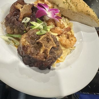 Kulture - Oxtail and shrimp pasta - Barbeque Near Me - Charlotte, North Carolina Kulture - Oxtail and shrimp pasta - Barbeque Near Me - Charlotte, North Carolina