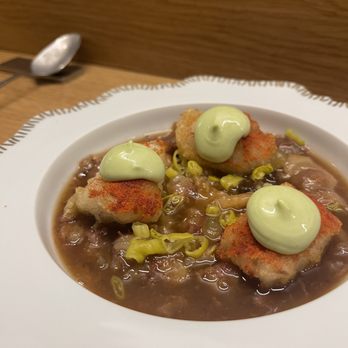 Maleducat - Beef tendon stew and fried hake - Tapas/Small Plates Near Me - Barcelona, B