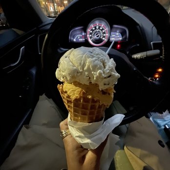 Arethusa Farm - Coconut with dark chocolate chips and Pumpkin (Seasonal) - Ice Cream & Frozen Yogurt Near Me - New Haven, Connecticut Arethusa Farm - Coconut with dark chocolate chips and Pumpkin (Seasonal) - Ice Cream & Frozen Yogurt Near Me - New Haven, Connecticut