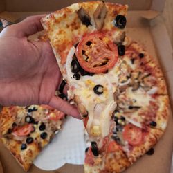 Garden Pizza Close-up