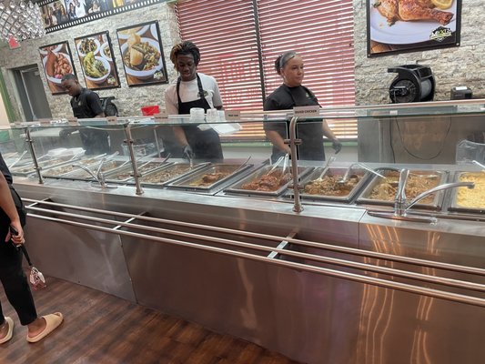 Mikki's Soulfood Cafe by null