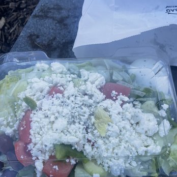 New Wayne Pizza - Trying the Greek Salad - Pizza Near Me - Wayne, Pennsylvania