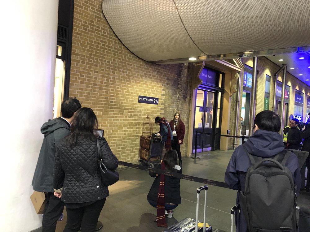 THE HARRY POTTER SHOP AT PLATFORM 9 3/4 - 469 Photos & 199 Reviews ...