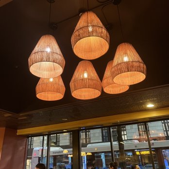 Demera - Dining room - Ethiopian Near Me - Chicago, Illinois Demera - Dining room - Ethiopian Near Me - Chicago, Illinois