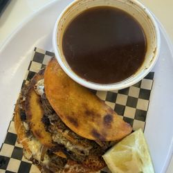Street Queen Tacos