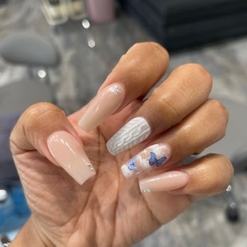 Q Nails and Spa - Nail Salons Near Me - Sandy Springs, Georgia
