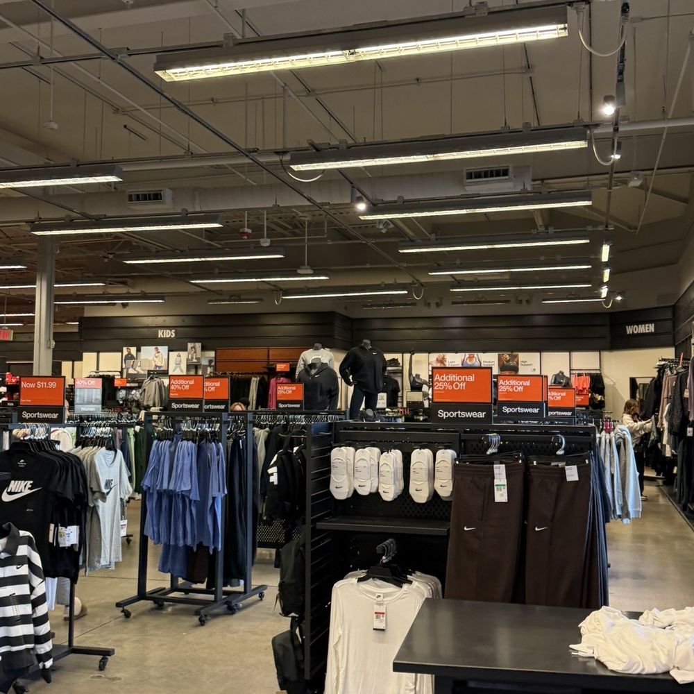 Nike Factory Store - Sevierville - Shoe Stores Near Me - Sevierville, Tennessee Nike Factory Store - Sevierville - Shoe Stores Near Me - Sevierville, Tennessee