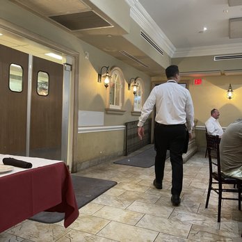 Raffi's Place - indoor area - Middle Eastern Near Me - Glendale, California Raffi's Place - indoor area - Middle Eastern Near Me - Glendale, California