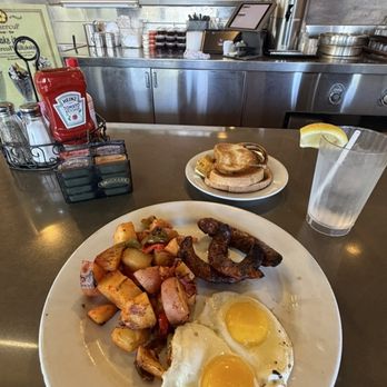 ButtercuP - Buttercup Classic Breakfast - Breakfast & Brunch Near Me - Oakland, California ButtercuP - Buttercup Classic Breakfast - Breakfast & Brunch Near Me - Oakland, California