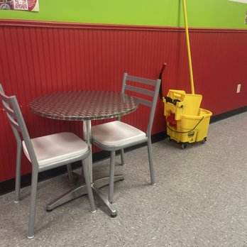 Cherry Berry - Blaine - Ice Cream & Frozen Yogurt Near Me - Blaine, Minnesota Cherry Berry - Blaine - Ice Cream & Frozen Yogurt Near Me - Blaine, Minnesota