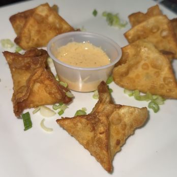Black Diamond Restaurant and Lounge - Crab Egg Rolls - Lounges Near Me - Silver Spring, Maryland