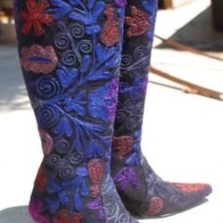 Ken Auster's studio serves up plein air originals and new line of Artemis boots. Photo by Diane Armitage