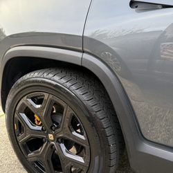 Signature Auto Detail - Exterior detailing and ceramic coating maintenance