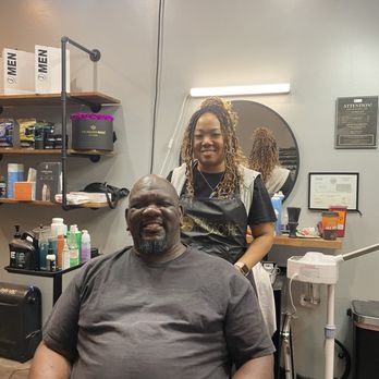 Salon Philosophie - Cynthia The Barber - Hair Salons Near Me - Vacaville, California